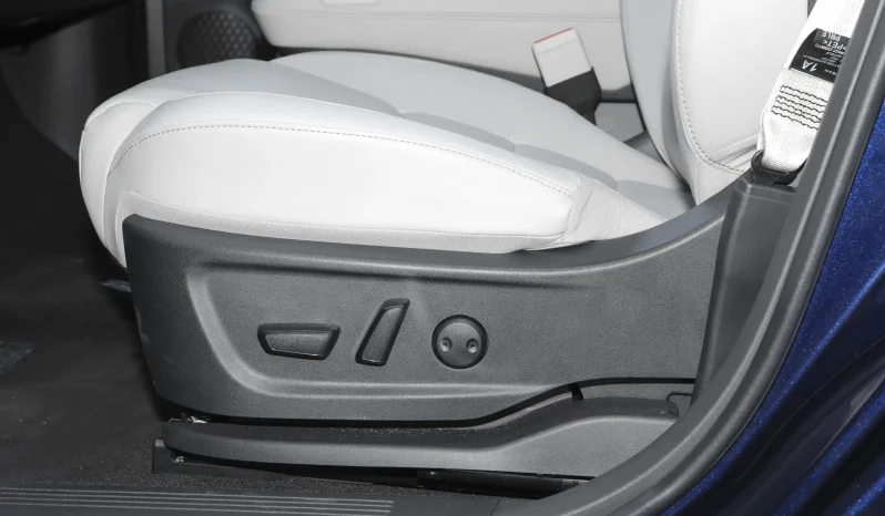 
								NISSAN ARIYA long battery life TOP full									