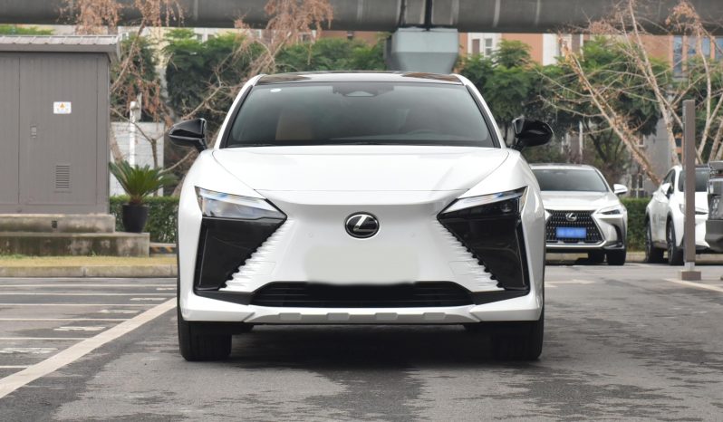 
								Lexus RZ 450e DIRECT4 Indulgence Edition full									