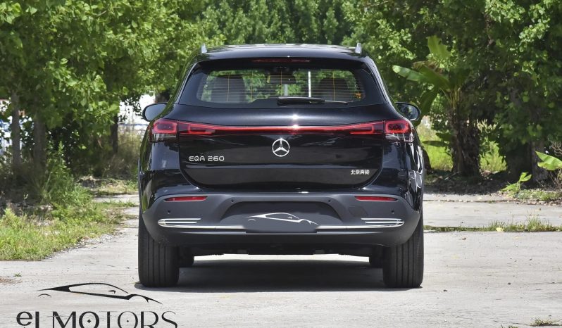 
								Mercedes-Benz EQA 260 full									