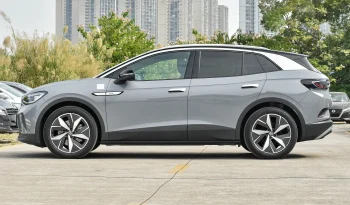 
									VW ID4 CROZZ PRO full								