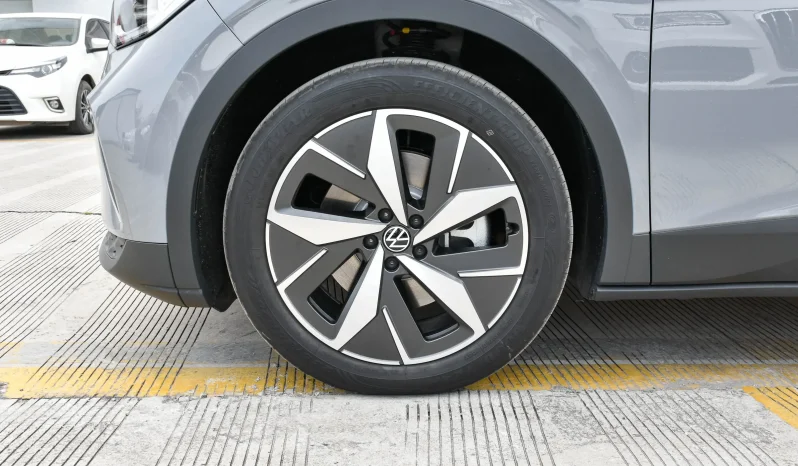 
								VW ID4 CROZZ PRO full									