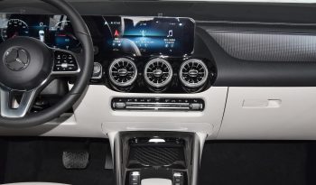 
									Mercedes-Benz EQA 260 full								