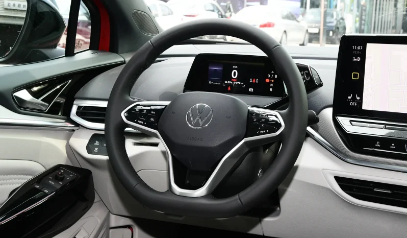 
								VW ID4 CROZZ PRO full									