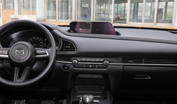 
									Mazda CX30 EV full								