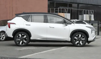 
									MITSUBISHI AIRTREK full								