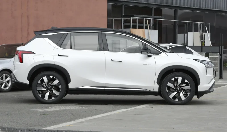 
								MITSUBISHI AIRTREK full									