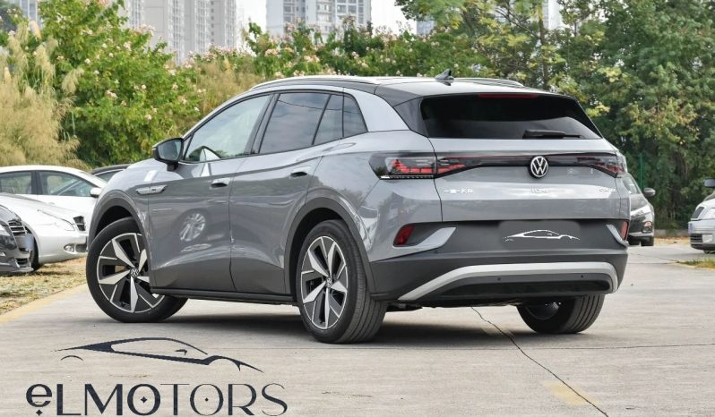 
								VW ID4 CROZZ PRO full									