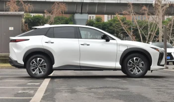 
									Lexus RZ 450e DIRECT4 Indulgence Edition full								