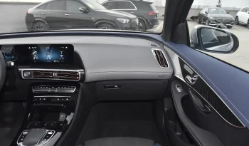 
									Mercedes-Benz EQC 400 4MATIC full								