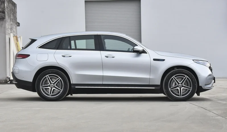 
								Mercedes-Benz EQC 400 4MATIC full									