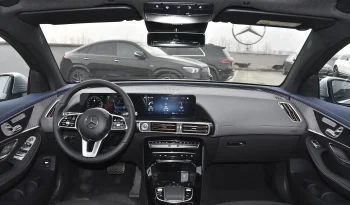 
									Mercedes-Benz EQC 400 4MATIC full								
