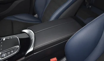 
									Mercedes-Benz EQC 400 4MATIC full								