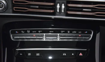 
									Mercedes-Benz EQC 400 4MATIC full								