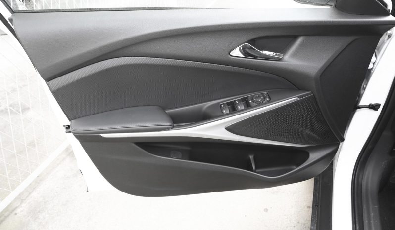 
								Chevrolet Menlo full									