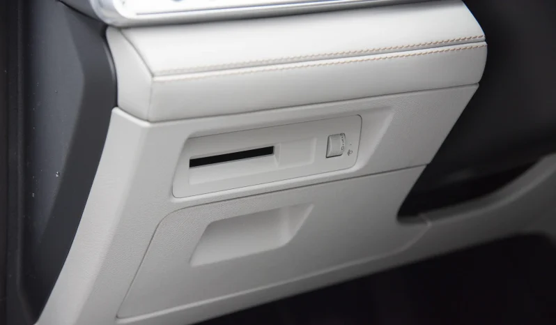 
								BYD SONG+ CHAMPION FLAGSHIP PLUS full									